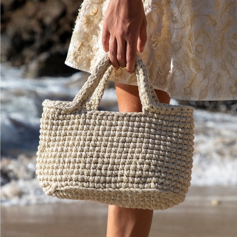 Nwt My Beachy Side Crochet Beach Bag in Blue